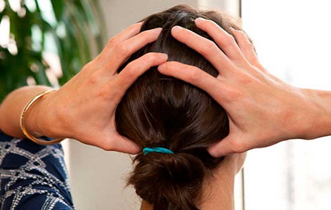 Пульсирующая головная боль в области затылка при высоком давлении у женщин